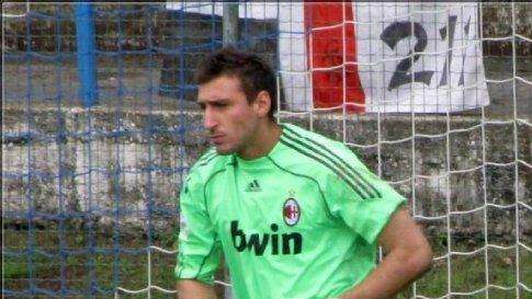 Donnarumma, nuovo nome per la porta rossoblù