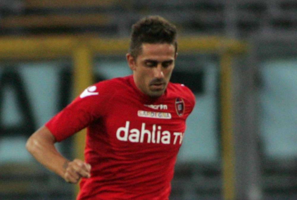  Unione Sarda  - Alex Pinardi, viaggio al centro del gruppo