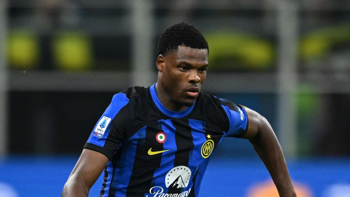 DUMFRIES a Dazn: "Mi piace questo modo di spronarci sempre con Inzaghi, ogni tanto non lo ascolto perchè parla troppo. Lo scudetto è il nostro primo obiettivo"