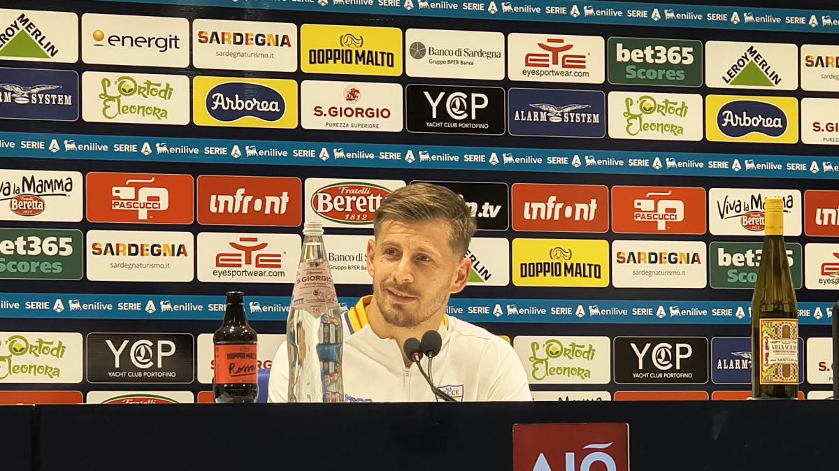 Sala stampa - Ramadani: "Dobbiamo continuare così. Felice di aver regalato tre punti alla mia squadra"