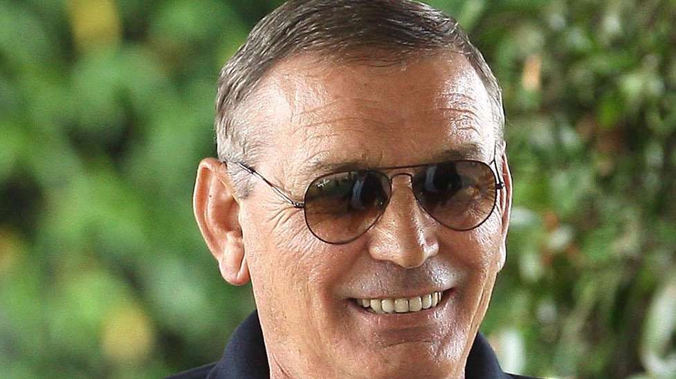 Riva, l'omaggio di Benito Urgu: "Senza corona, ma Re"