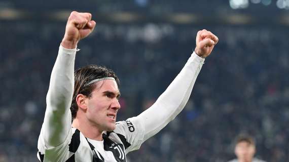 Juve: Vlahovic scrive ai tifosi: "Grazie per il supporto"