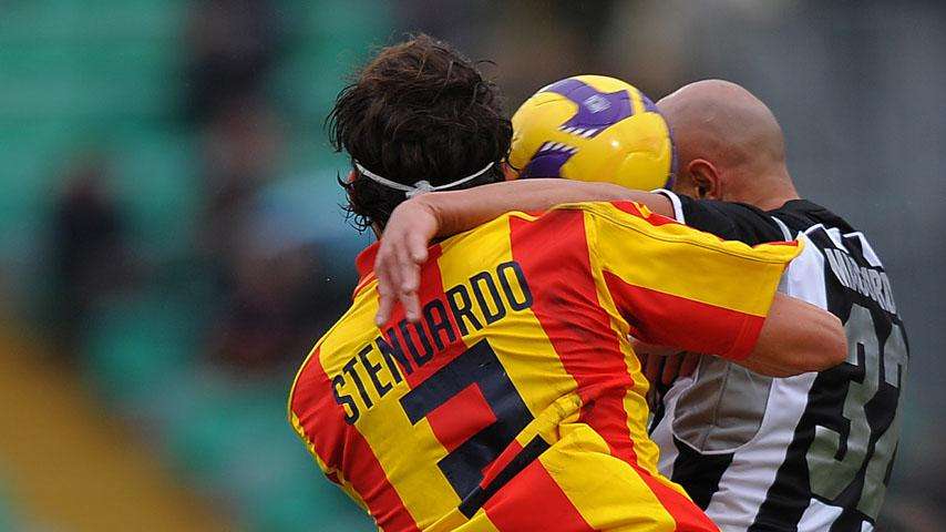 Gazzetta - La Lazio offre Stendardo per Canini