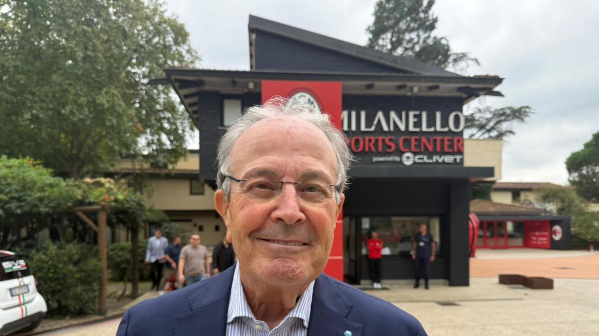 Ordine punge Fabregas: “Se giocate contro il Como chiedete come vuole l’erba”