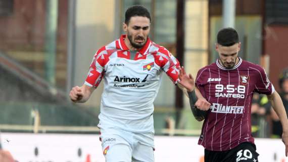 Cremonese, prima gioia per Azzi. Ma la rete dell'ex Cagliari non basta: grigiorossi sconfitti 1-2 dal Cesena