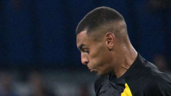 Idrissi a Domus Rossoblù: "Entrare in campo con la maglia del Cagliari è stato l'incontro tra il bambino che ero e l'uomo che sto diventando"