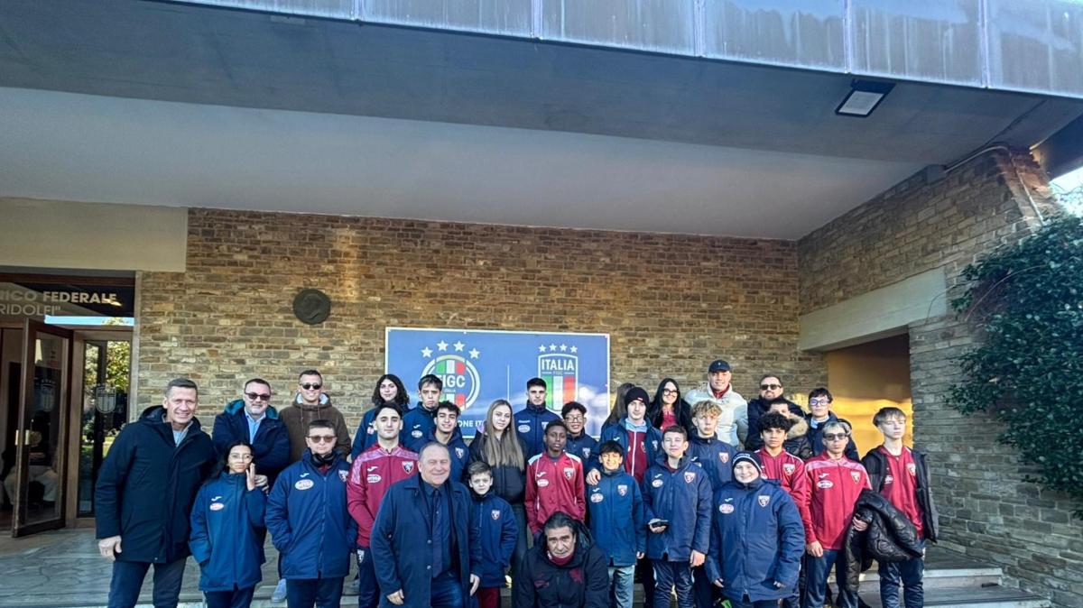 Calcio, squadra 100% Ugi Torino ospite a Coverciano