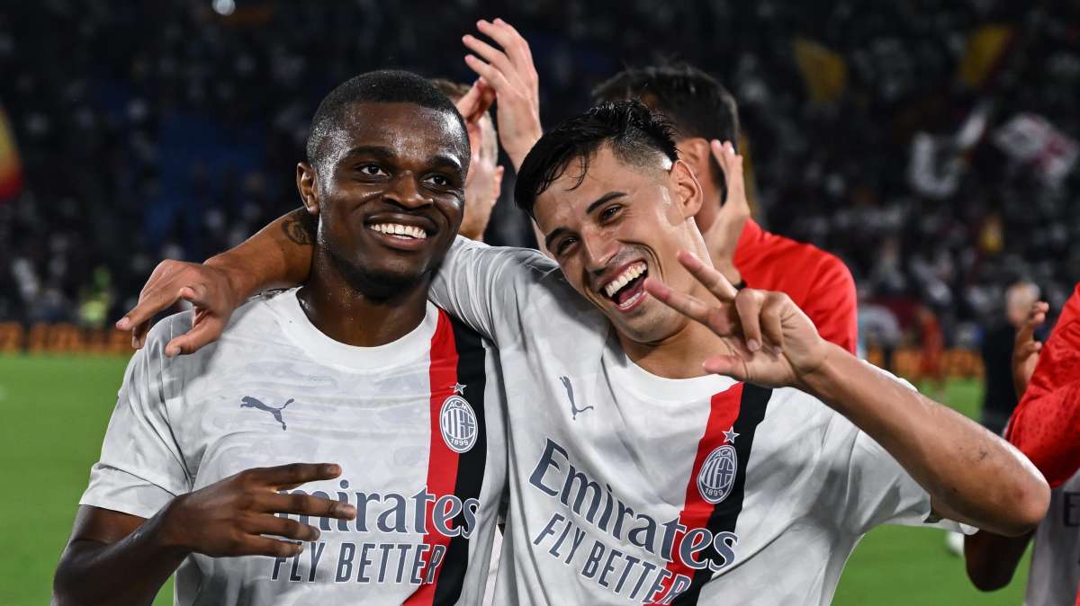 Serie A, il Milan espugna l'Olimpico: Roma sconfitta 2-1