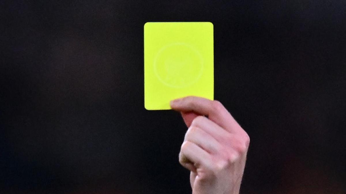 Meno 7 allo scontro salvezza Cagliari-Cremonese. La situazione disciplinare: tre giocatori a rischio squalifica, ma uno è ko