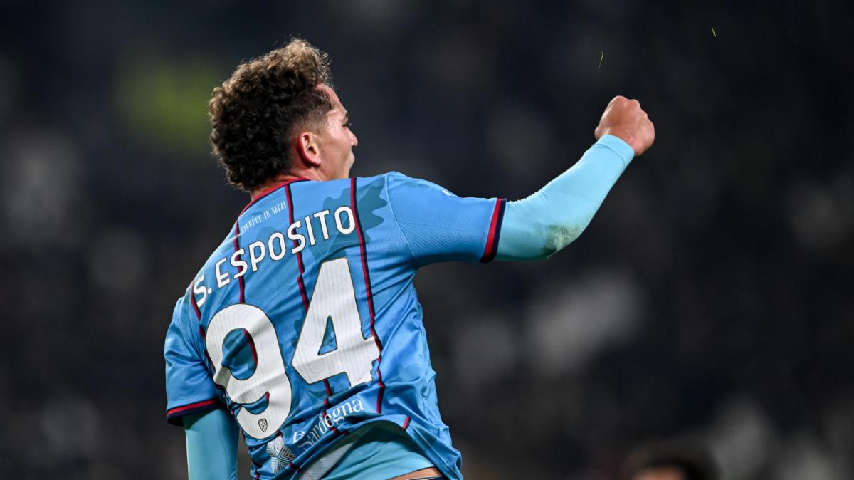 Esposito illude il Cagliari. Corsport: "Kenan, guerriero da Juve. Troppo pesanti le assenze di Mina e Belotti"