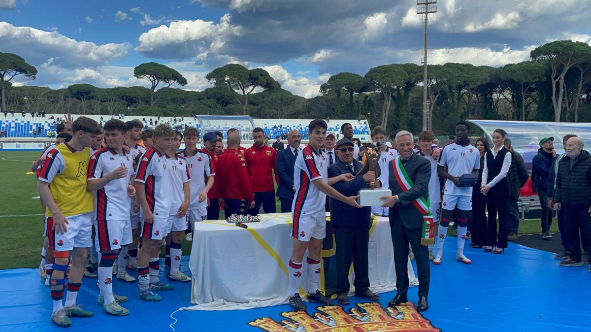 La Fiorentina vince il 76° Torneo di Viareggio: 4-1 al Rijeka in finale