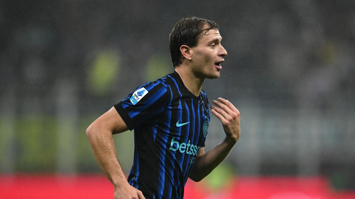 La Serie A celebra un Barella in versione "giocoliere"