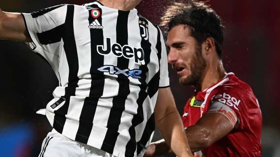 Gazzetta - Il Cagliari sfida i top club europei per Hajdari