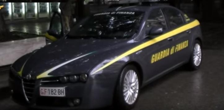 Serate nei locali, hotel e sesso. Gazzetta: "Serie A a luci rosse. Escort a Milano, molti calciatori tra clienti e vip"