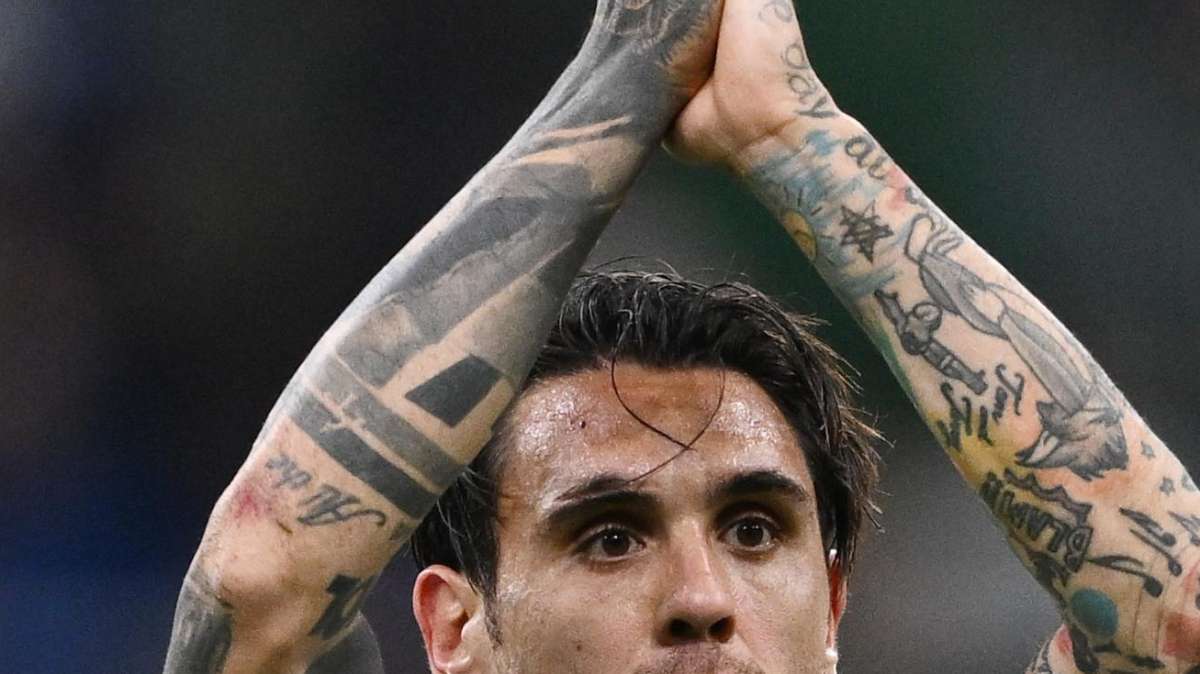 Cagliari Calcio omaggia Viola: "Sei stato LUCE anche nei momenti più bui" (VIDEO)
