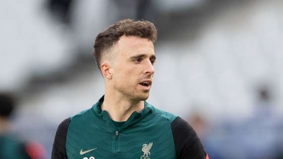 Tragedia in Spagna: muore in un incidente stradale Diogo Jota, attaccante 28enne del Liverpool 