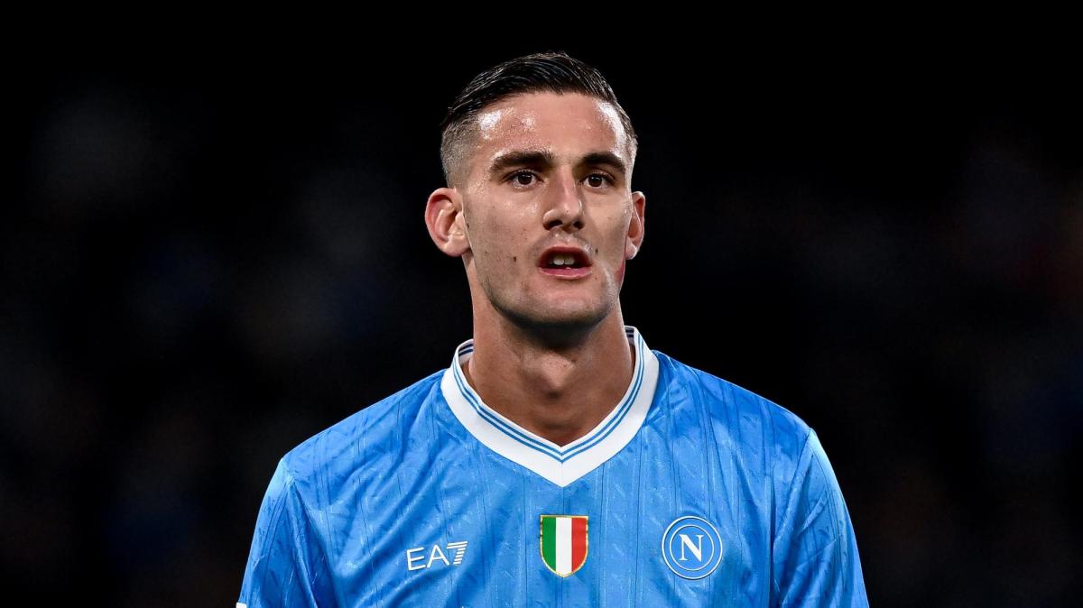 Mora: “Napoli,  giusto dare una chance a Lucca con il Cagliari“