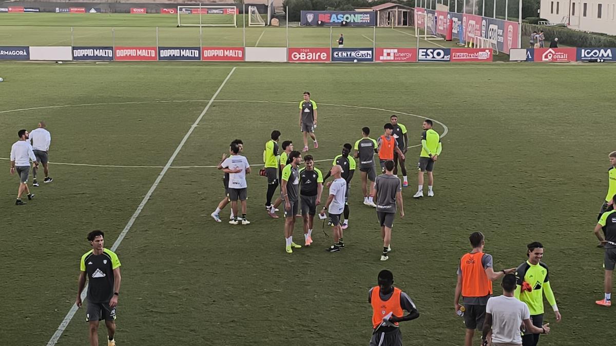 Cagliari-Cagliari Primavera 4-0: fine della gara. Gli applausi del pubblico
