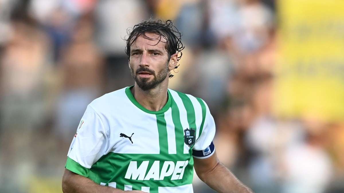 Cagliari e Salernitana, intrecci di mercato in difesa
