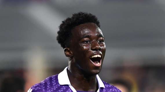 Fiorentina-Cagliari: al Franchi Kayode osservato dagli emissari dell'Arsenal