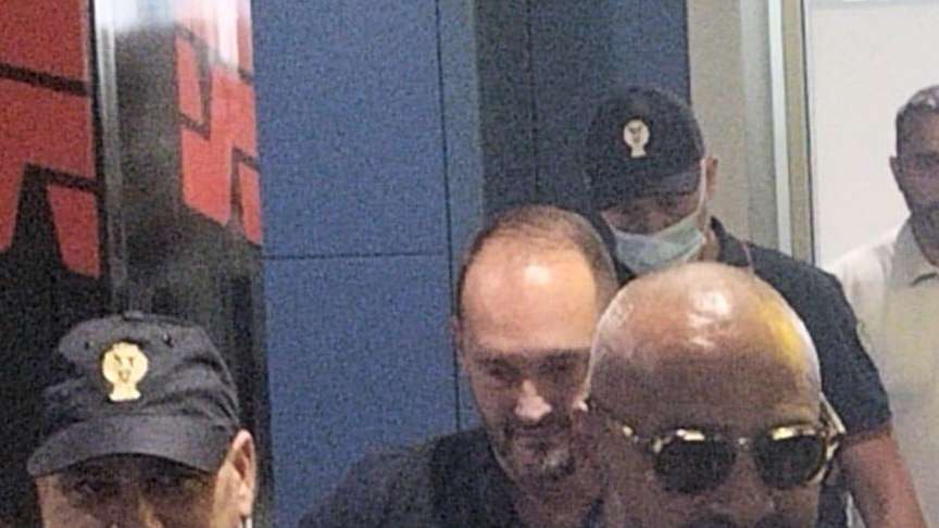 LIVE TC - Liverani a Elmas: "Cagliari mi è mancata tantissimo. Sono felice e molto carico. Ci sarà tanto da lavorare"