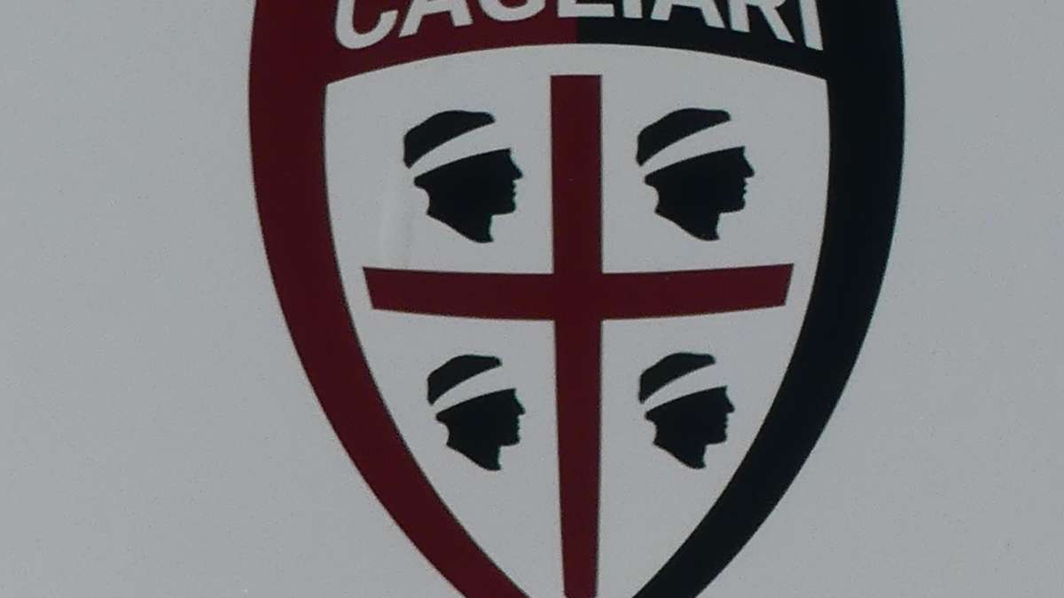 Premio alla carriera all'ex rossoblù Renzo Bonelli