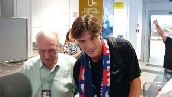 Borrelli si presenta: "Ho fatto la gavetta. Sogno il boato dell'Unipol dopo i miei goal"