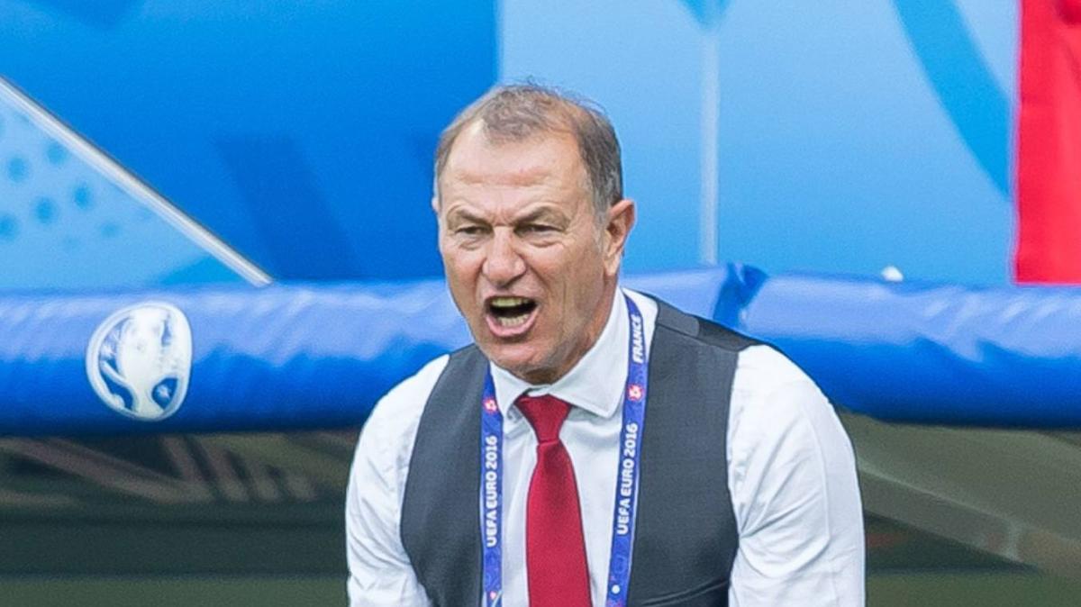 Un mirto con... Gianni De Biasi: "Il Cagliari ha più qualità nei suoi singoli interpreti rispetto alla scorsa stagione. Col Genoa gli isolani hanno l'occasione di centrare il successo: i liguri sono solidi e quadrati, ma stentano a fare punti"