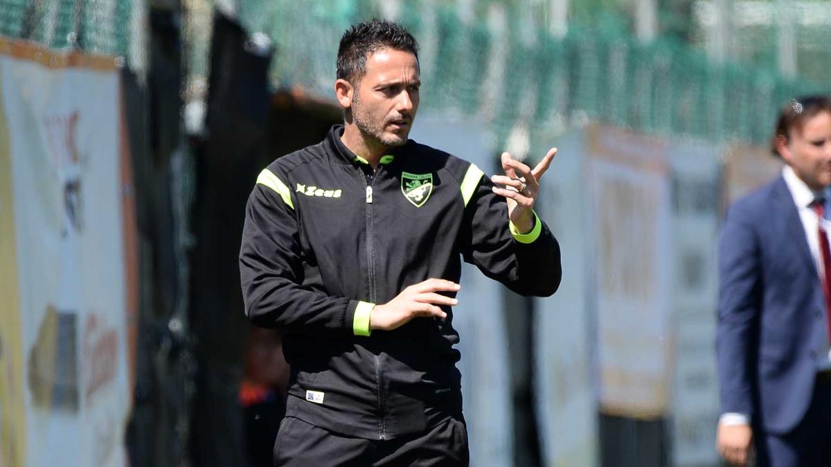 Un mirto con... David Di Michele: "Cagliari, attento: con D'Aversa il Toro ha cambiato marcia e mentalità. Ora i granata sono più convinti e giocano più in verticale. Dei rossoblù apprezzo Sebastiano Esposito, attaccante molto talentuoso"