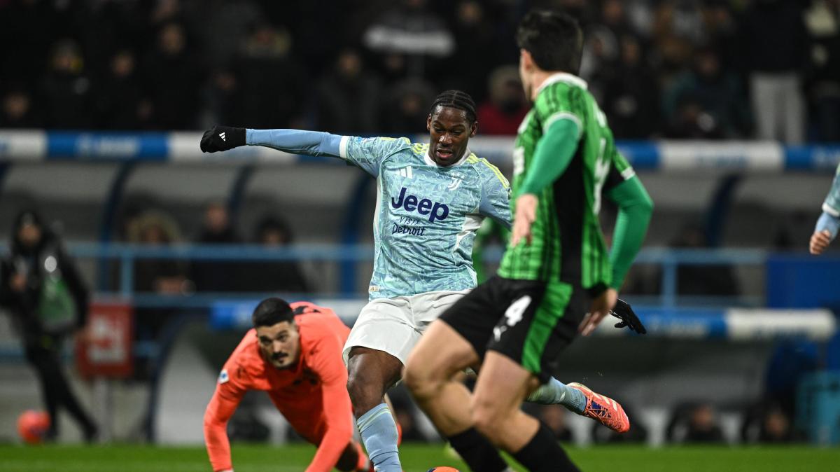 Serie A, la Juventus cala il tris a Reggio Emilia: Sassuolo ko 0-3. A segno anche David