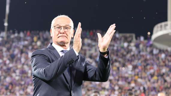Il Gentleman Simoni a Ranieri. Il tecnico rossoblù: "Soddisfazione enorme". Balata: "Claudio divulgatore dei migliori valori dello sport"