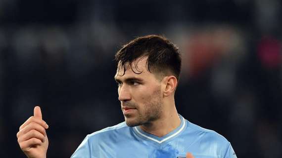 Lazio, Romagnoli torna in gruppo: ci sarà per Cagliari