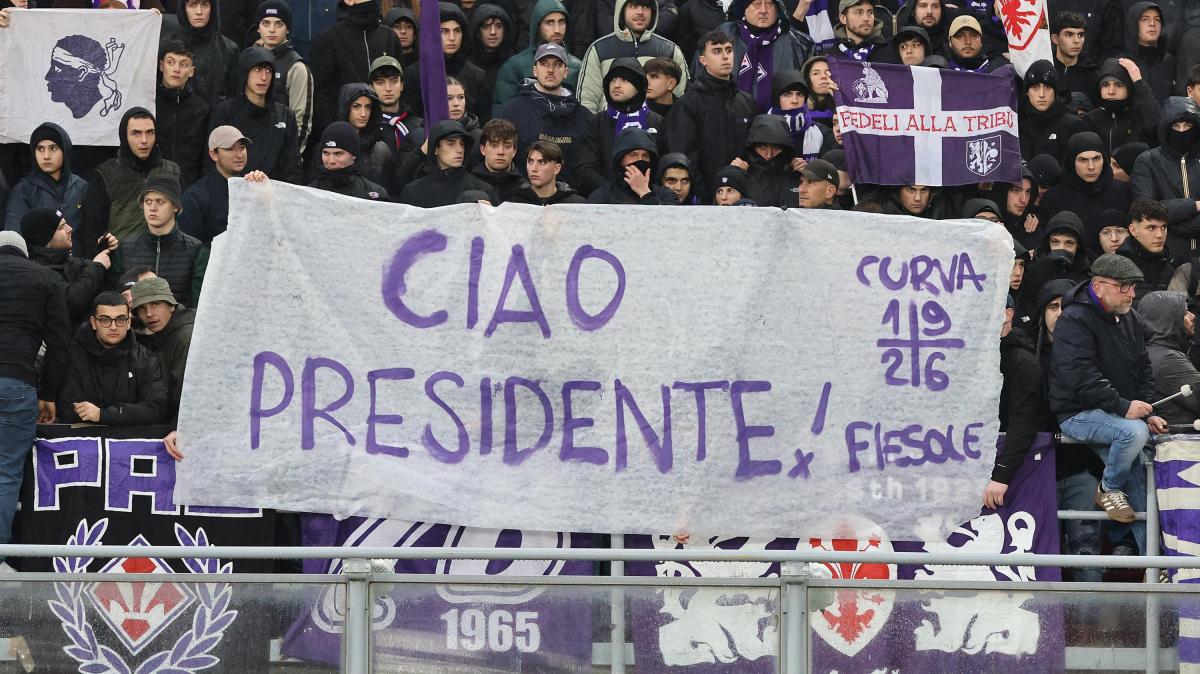 Fiorentina-Cagliari: maglietta speciale in ricordo di Commisso