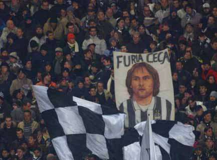 Cagliari-Juve, la Polizia blocca 40 tifosi bianconeri