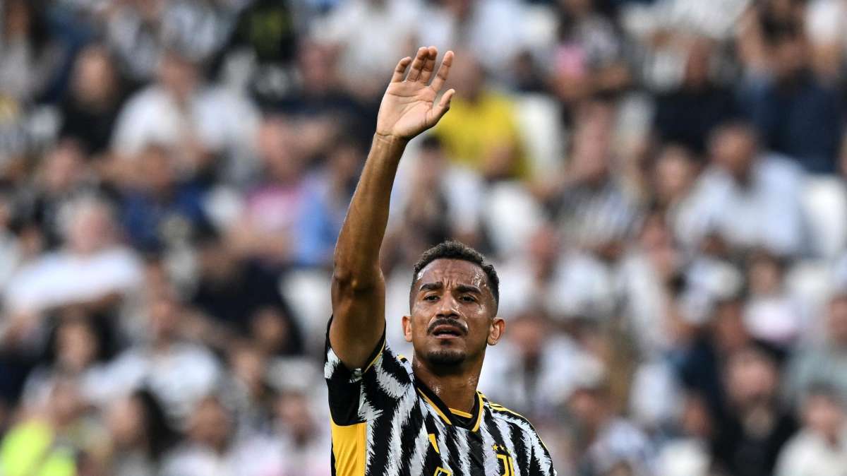 La Juve con il Cagliari dovrebbe recuperare  Danilo e Alex Sandro