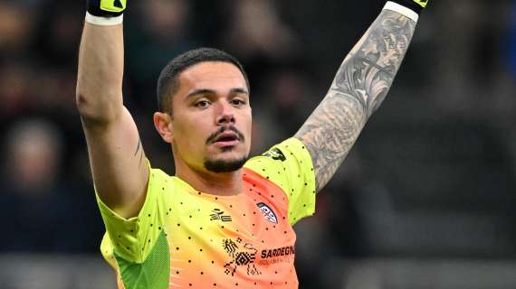 Cagliari-Entella, scambio di maglia tra Caprile e Benali. Il portiere: "Amico mio"