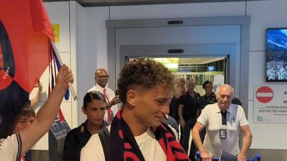 L'Unione Sarda - Esposito guadagnerà 700mila euro e potrebbe indossare la 10