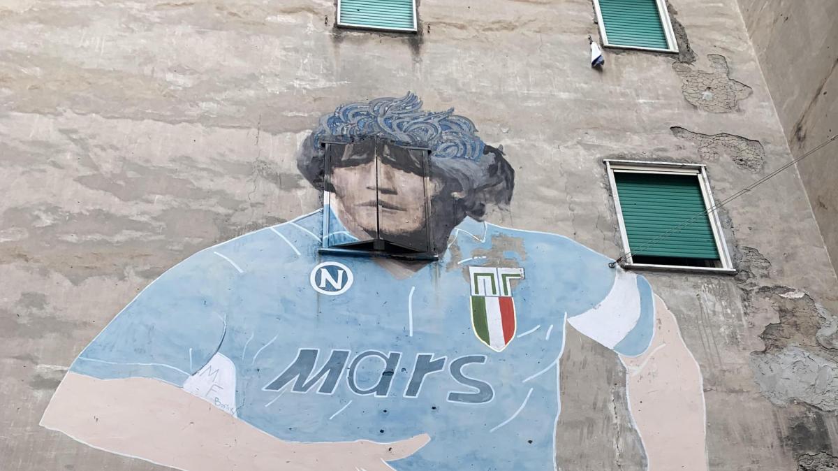 Napoli, sequestrata la zona del murales dedicato a Maradona