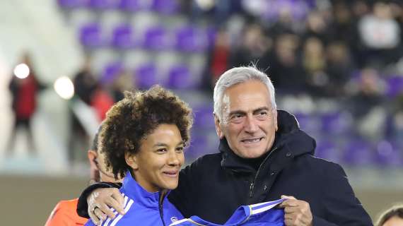 Azzurre verso gli Europei, 'in bocca al lupo' da Sara Gama