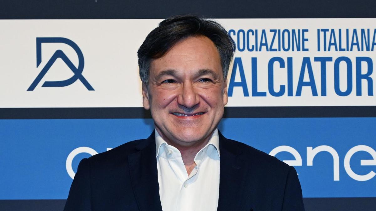Catanzaro, il modello italiano che fa scuola: Fabio Caressa esalta i giallorossi