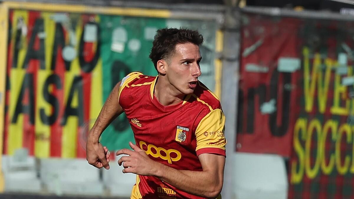  “Ma come gioca bene questo Catanzaro”: la Serie B celebra i giallorossi