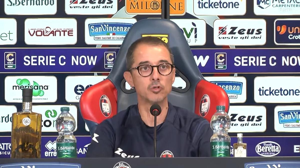 Blitz del Crotone, Longo: "Successo meritato ma gara molto bilanciata"
