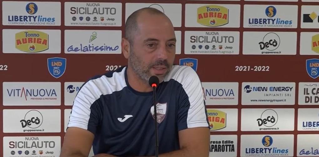 Crotone, l'iscrizione prima di tutto. Intanto per la panchina c'è Ivan Moschella