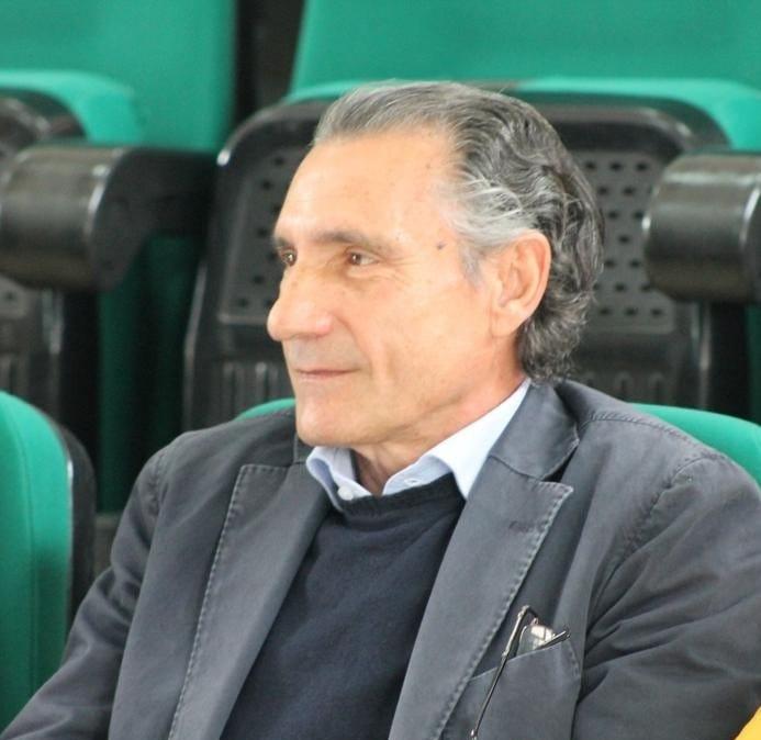 DELLI SANTI: "Catanzaro e Benevento sanno programmare. Il Cosenza, può dire la sua ai play off. Nel nostro calcio non si insegna più la tecnica"