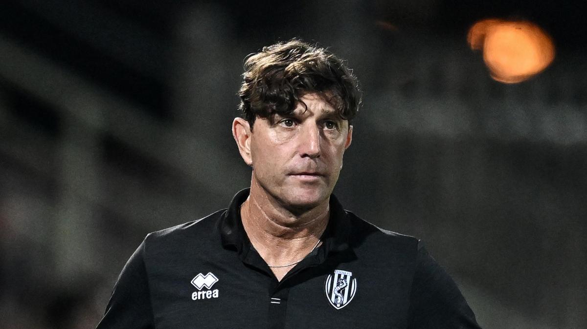 Catanzaro, ad un passo dalla Serie A con il Bari di Polito: idea Mignani per la panchina