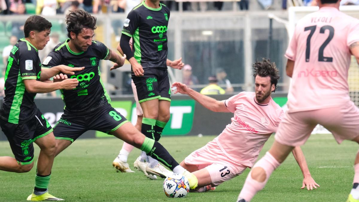 Catanzaro-Palermo, probabili formazioni: Aquilani sfida Inzaghi a specchio