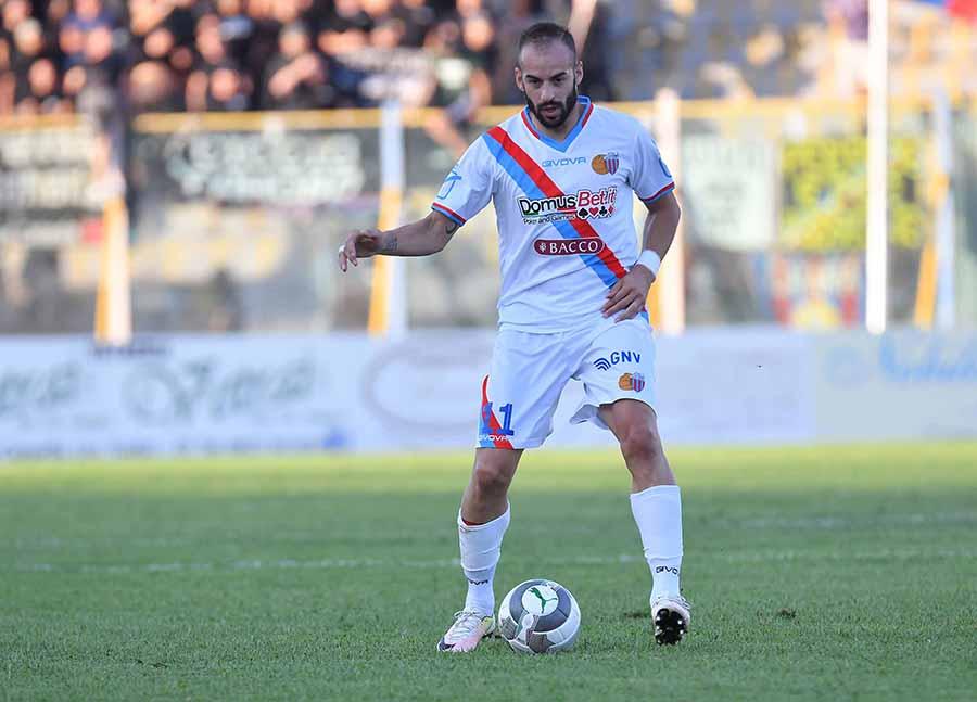 Milazzo, Curiale: "Nessuno credeva potessimo fare questo campionato, adesso concludiamo al meglio. Reggina? Sono stato benissimo, la piazza merita altre categorie"