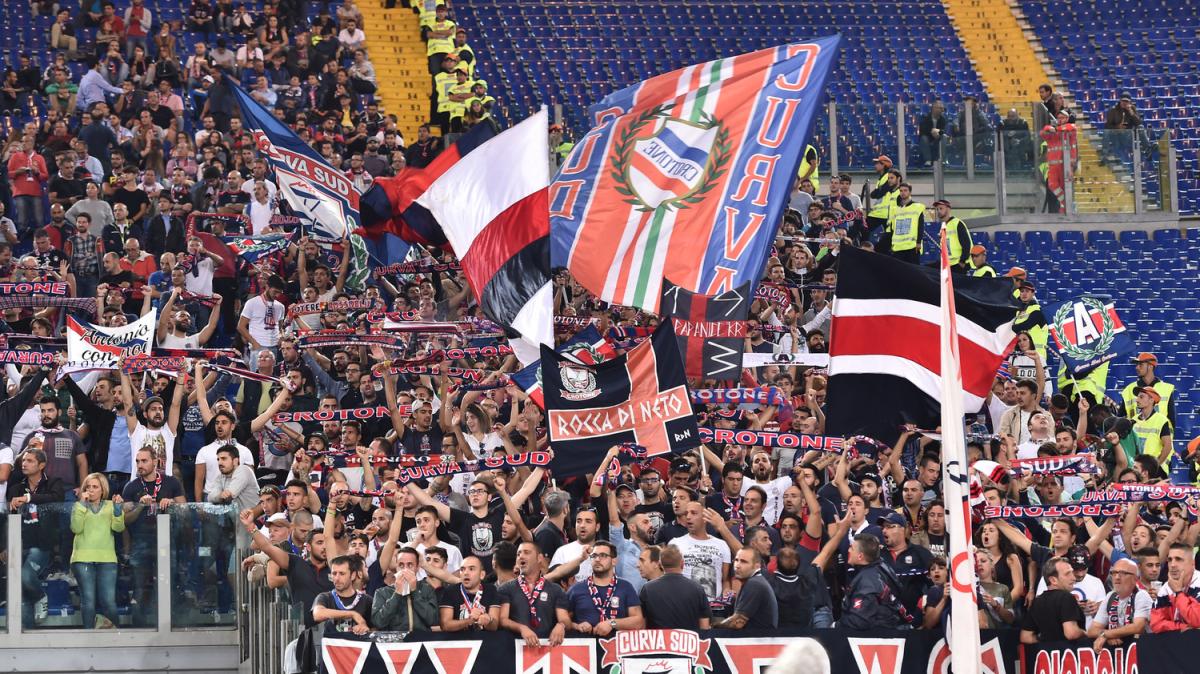 Picerno - Crotone 3-1, brusco stop dei pitagorici 