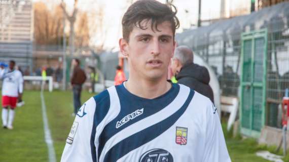 Crotone, per il centrocampo piace lo svincolato Emanuele Gatto