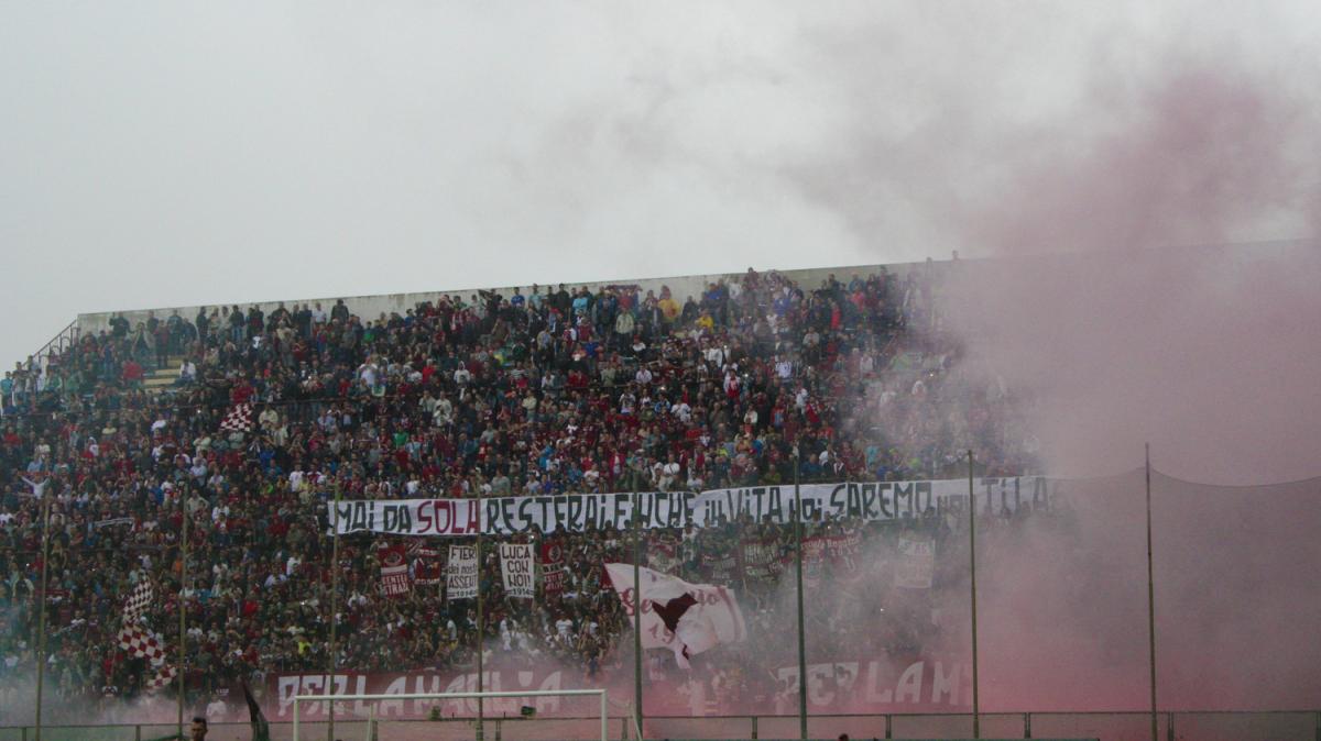 Reggina, fiducia e morale sotto i tacchi. Novità sul fronte societario o solo voci?